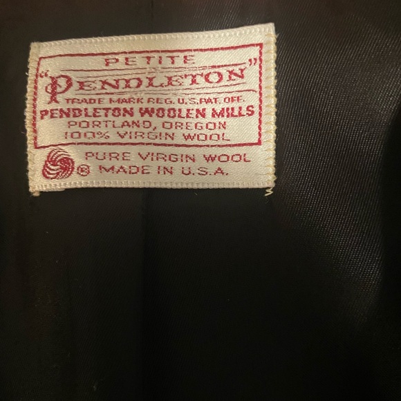 Pendleton Petite Black Wool Blazer | Tailored Fit | Women’s Medium (Tag Missing) - Picture 3 of 7